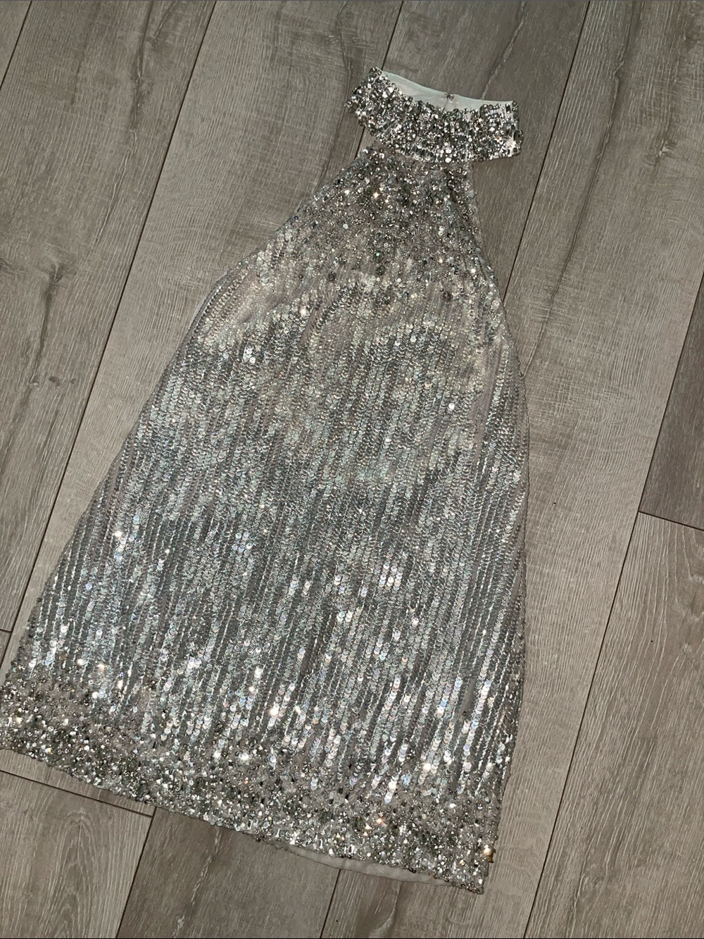 🪞NWT Retrofête Deeanna Embellished Mini Dress Size Small🪞